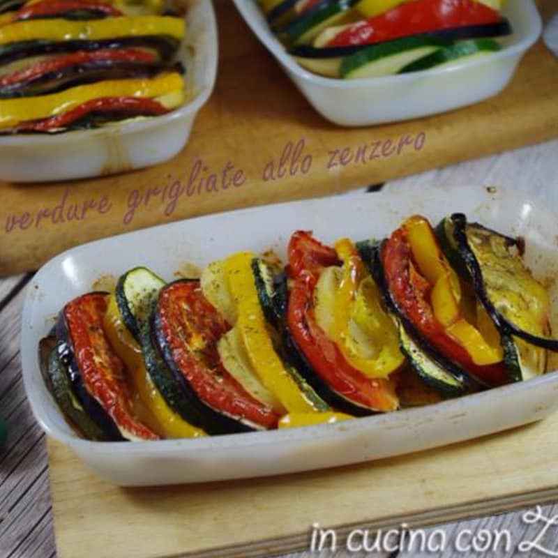 Las verduras al horno en el jengibre