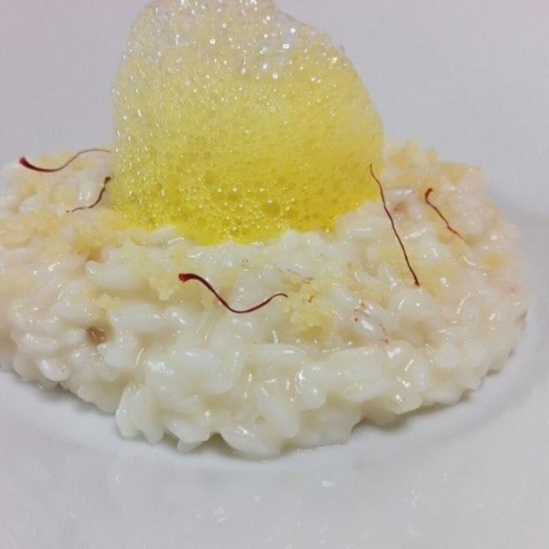 Risotto al azafrán en olla arrocera