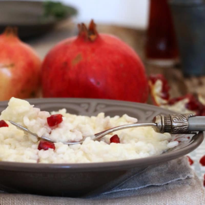 Rice cauliflower, pomegranate and mascarpone