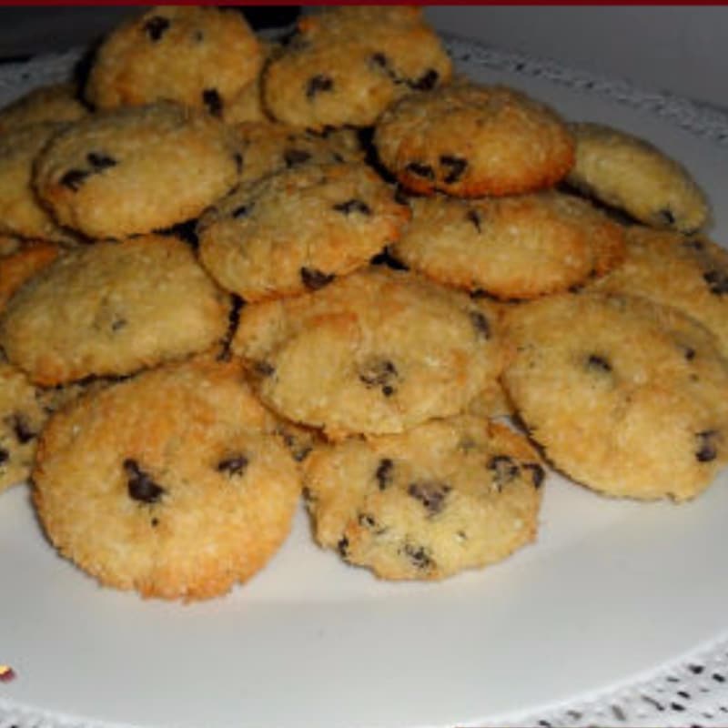 Coconut biscuits with chocolate chips