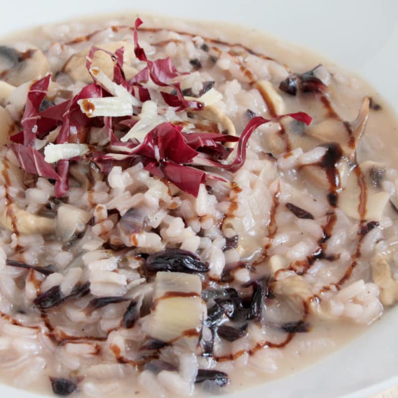 Risotto con radicchio e funghi