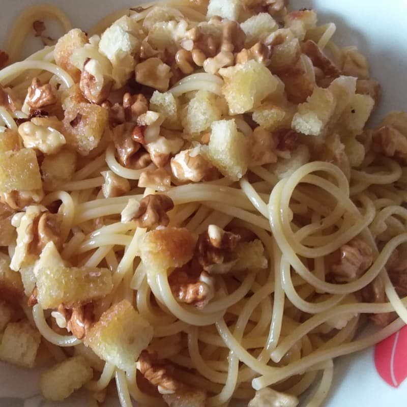 Pasta con nueces