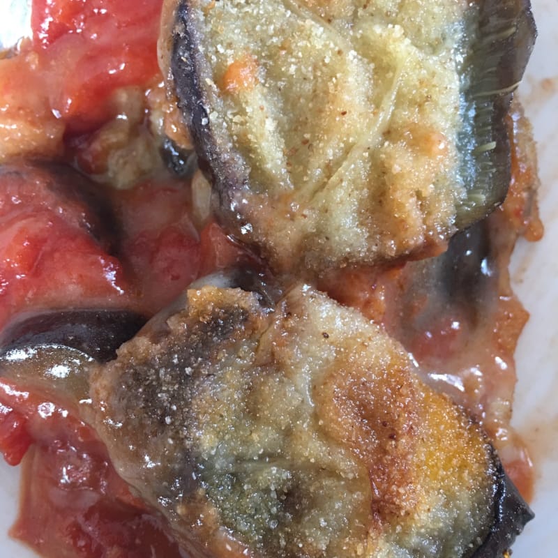 Parmigiana vegan di melanzane