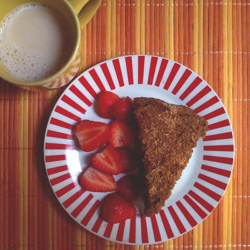 Gluten-free aromatic cake