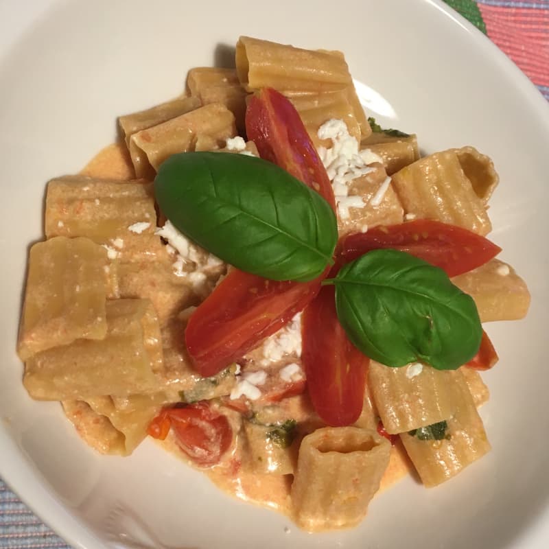 Pasta non pasta con pomodorini basilico e feta ricetta ...