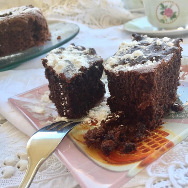 Chocolate cake and olive oil