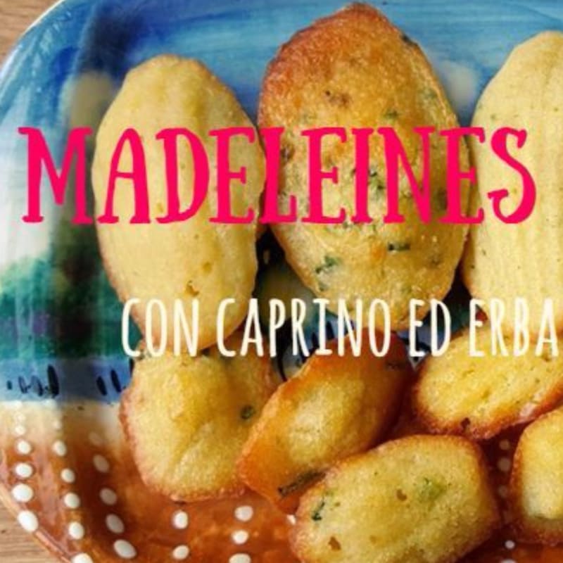 Magdalenas de queso de cabra y cebollino