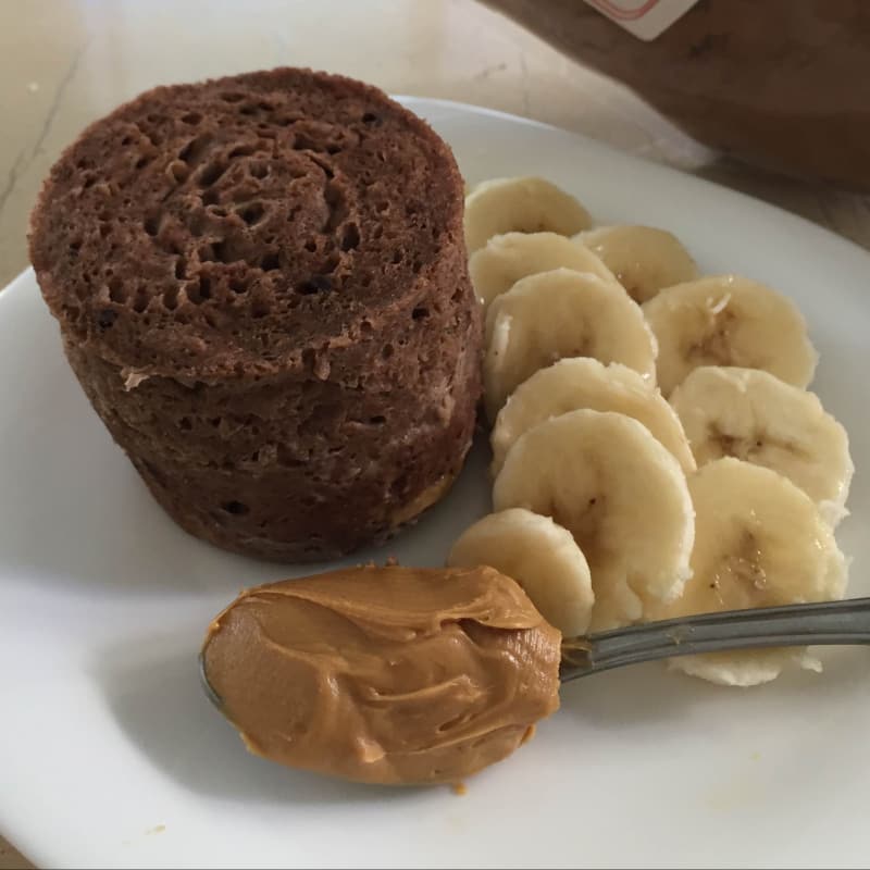 Sponge cake cup with chocolate flavor