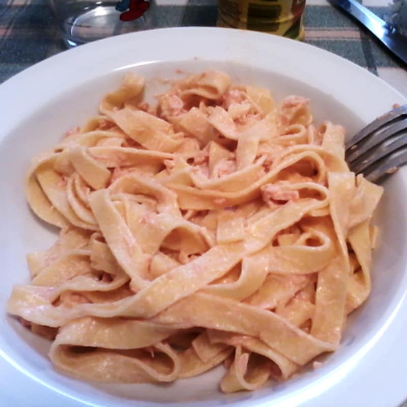 Tagliolini al salmone