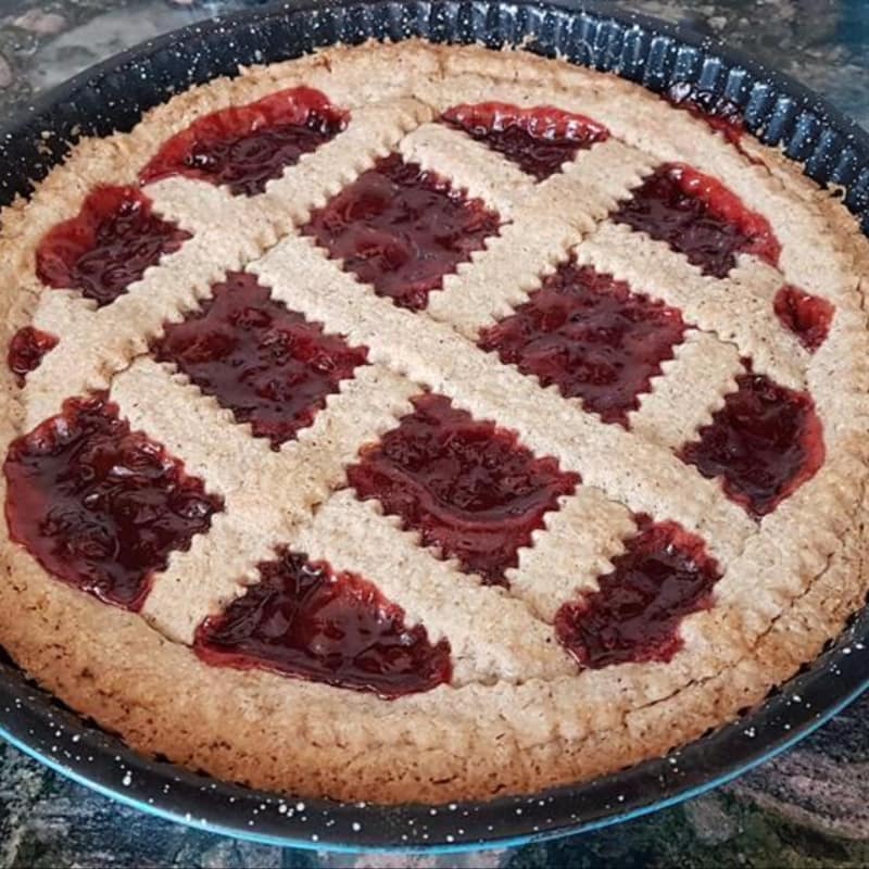 Rustic tart with buckwheat flour and curd jam