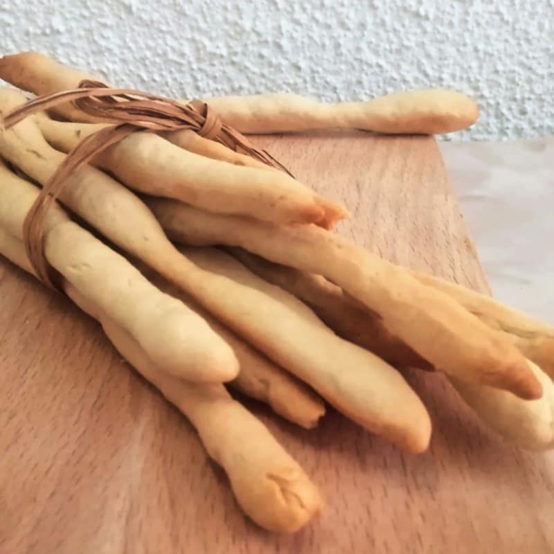 Palitos de pan friable y rápido