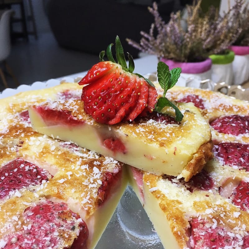 Clafoutis with strawberries