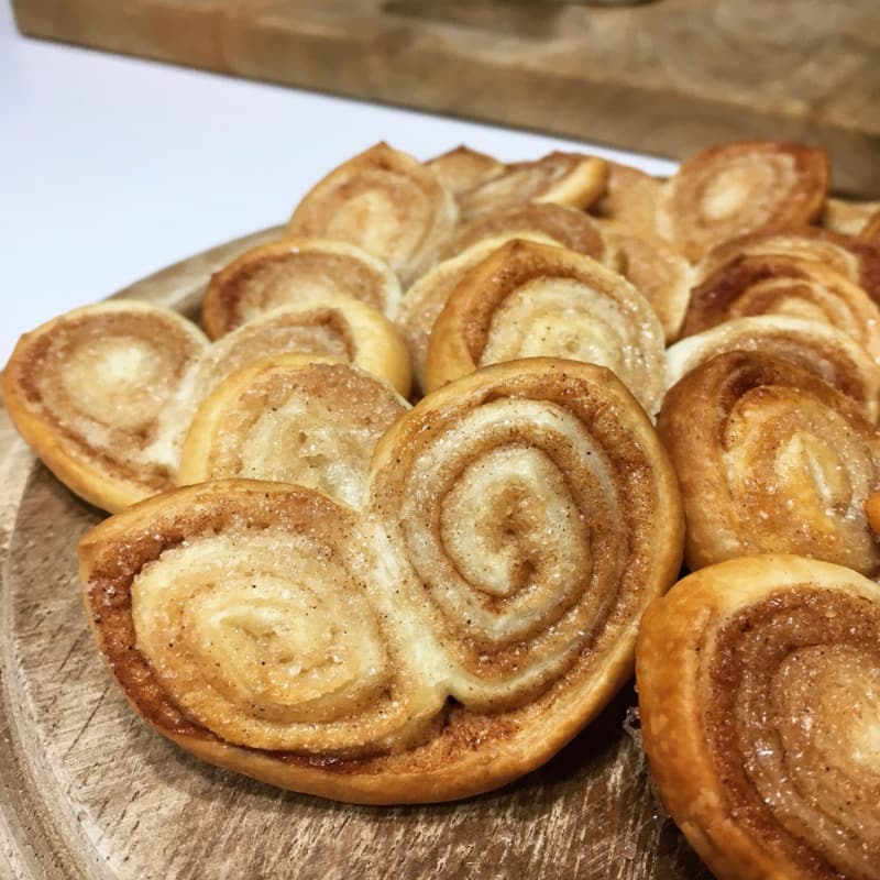 Los aficionados de los pasteles con la canela