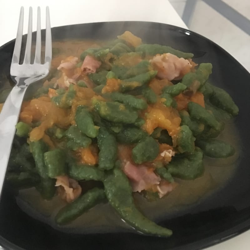 Gnocchetti di spinaci zucca e speck