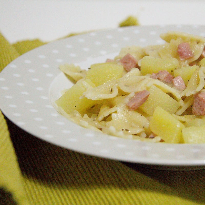 Potato paste and cooked ham