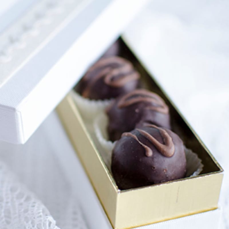 Trufas con nueces y amaretto