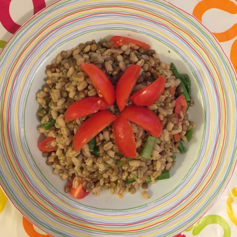 Barley with lentils, asparagus and cherry tomatoes