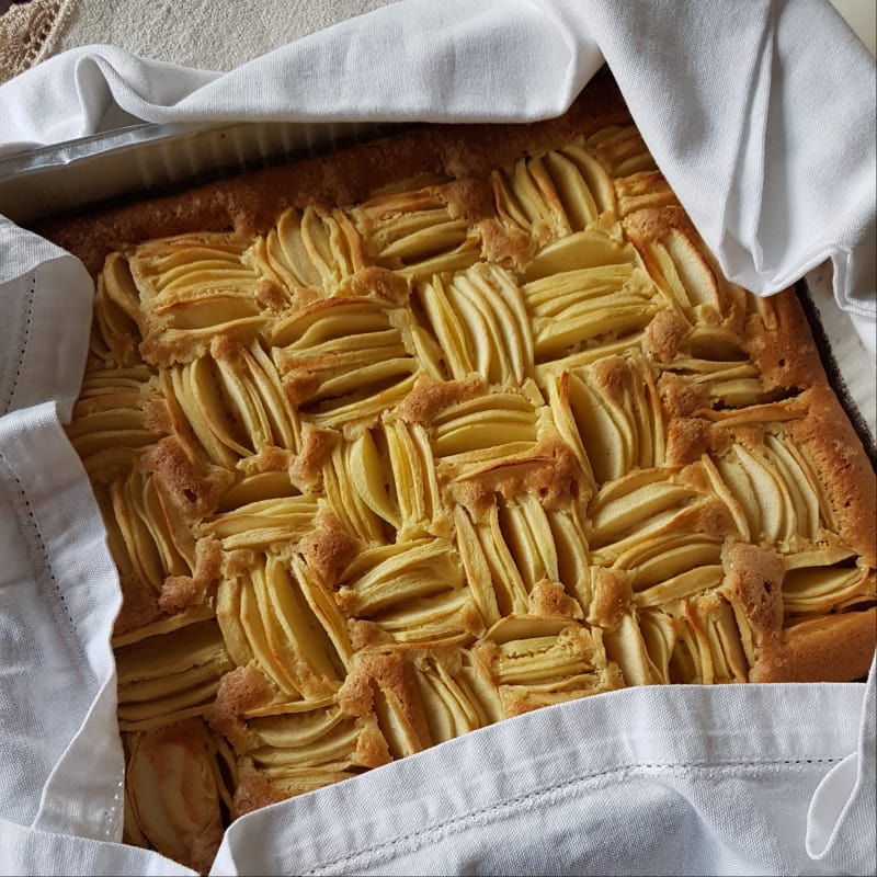 Apple pie with orange juice