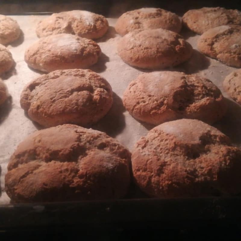 pane di grano saraceno e integrale