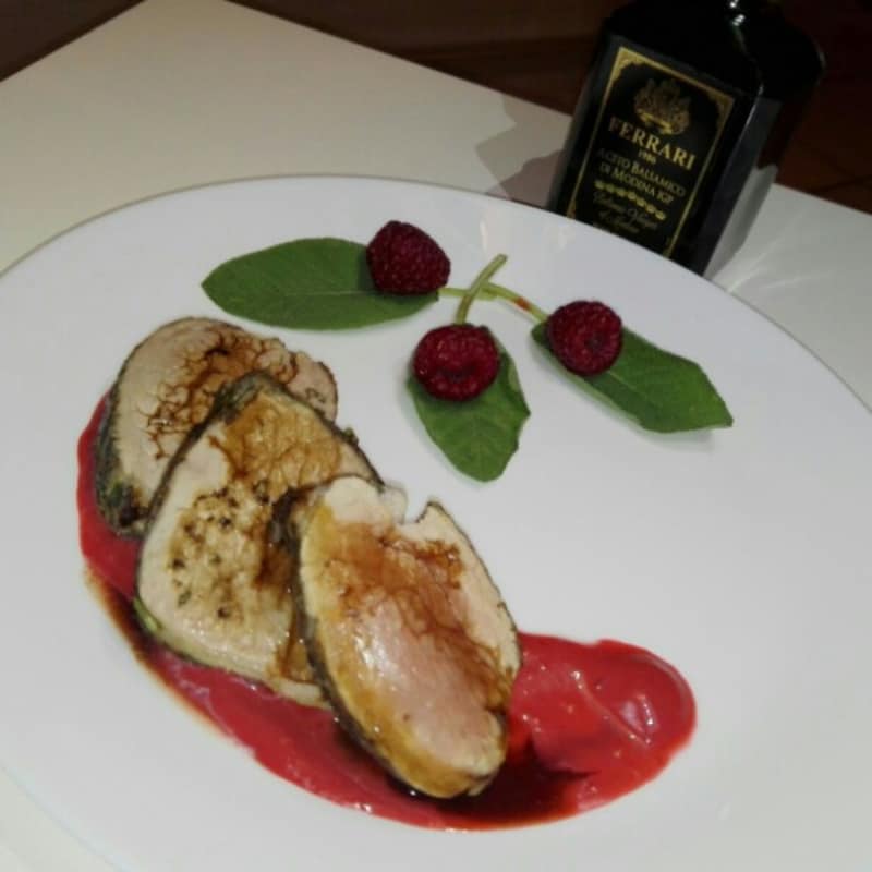 Pork fillet on raspberry sauce