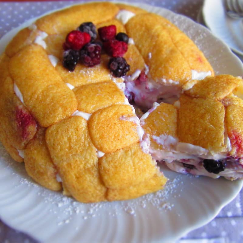 Zuccotto With Mascarpone And Berries (without cooking)