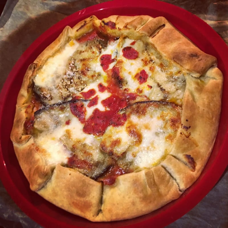 Torta rustica si melanzane alla parmigiana