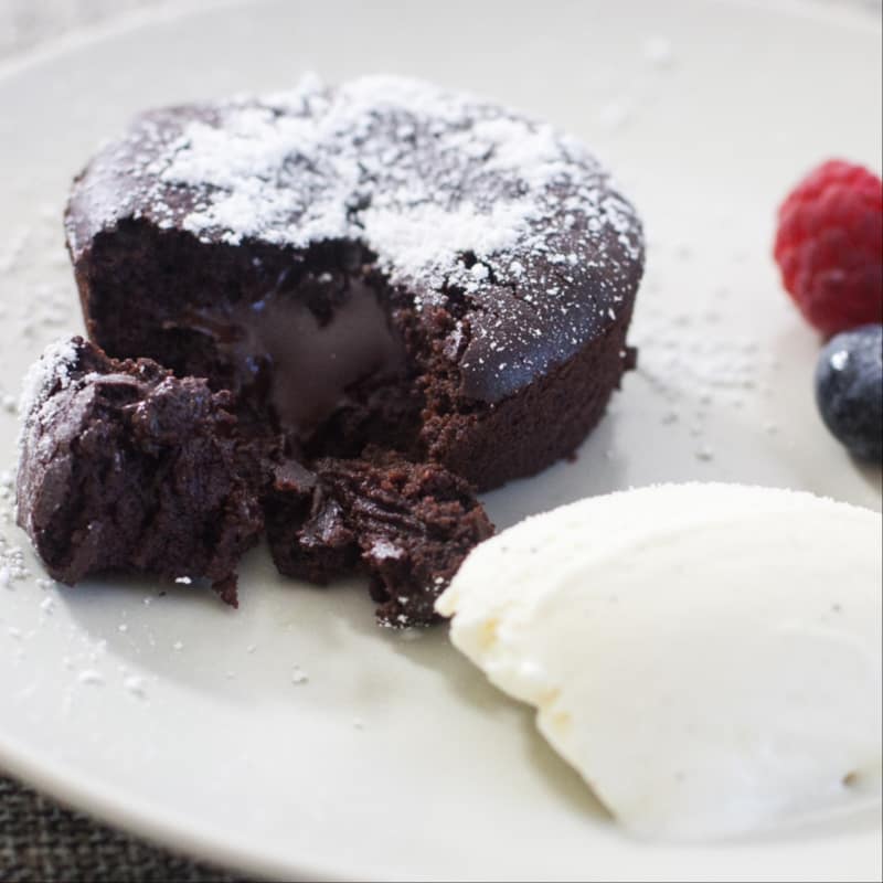 Tortas de chocolate con un corazón que se derrite!