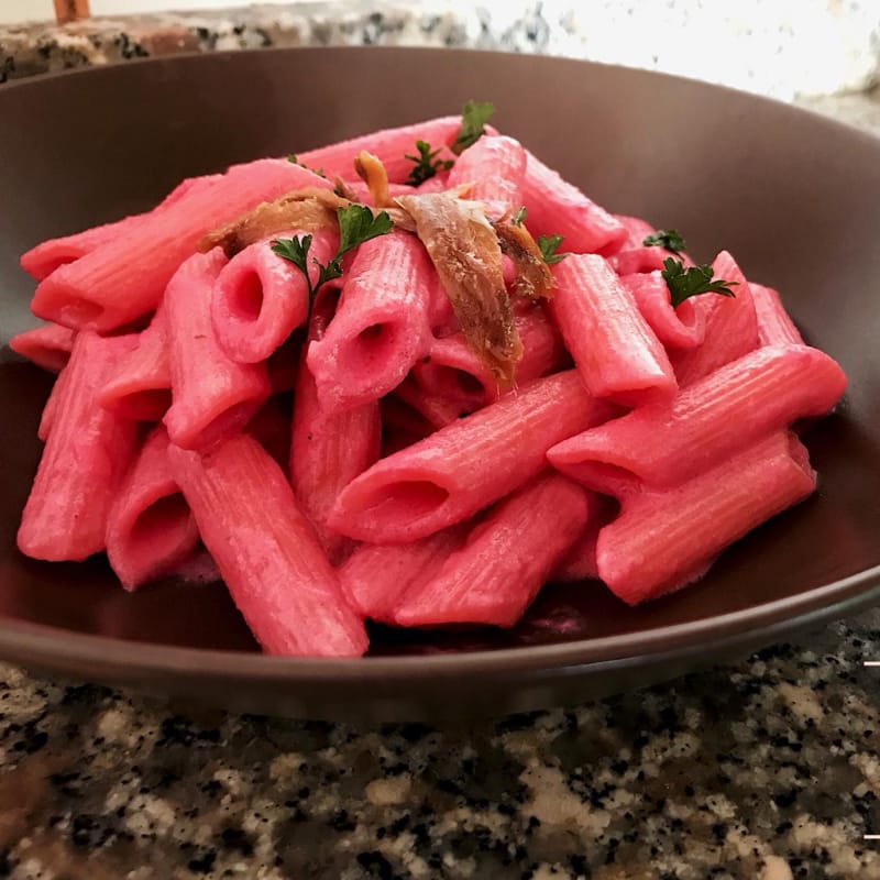 Beetroot and ricotta pasta