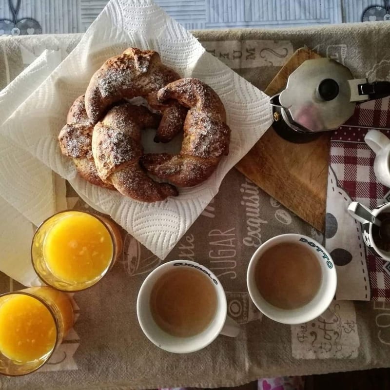 Quick fast rustic croissants