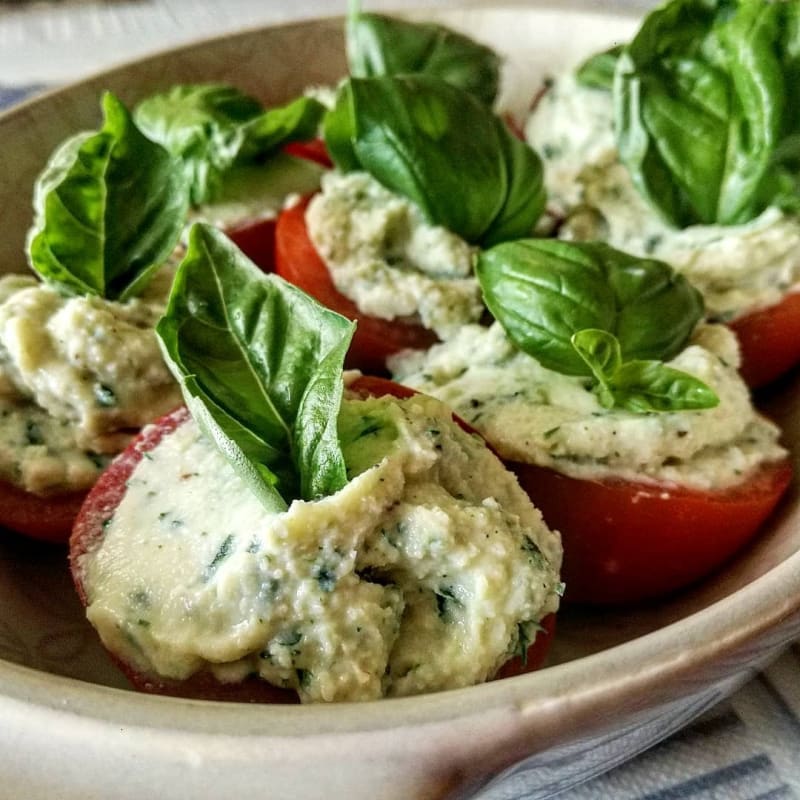 Ripienob tomatoes with ricotta mousse and roast turkey