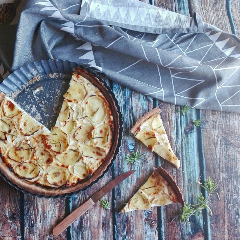 Savory pie with ricotta and potatoes