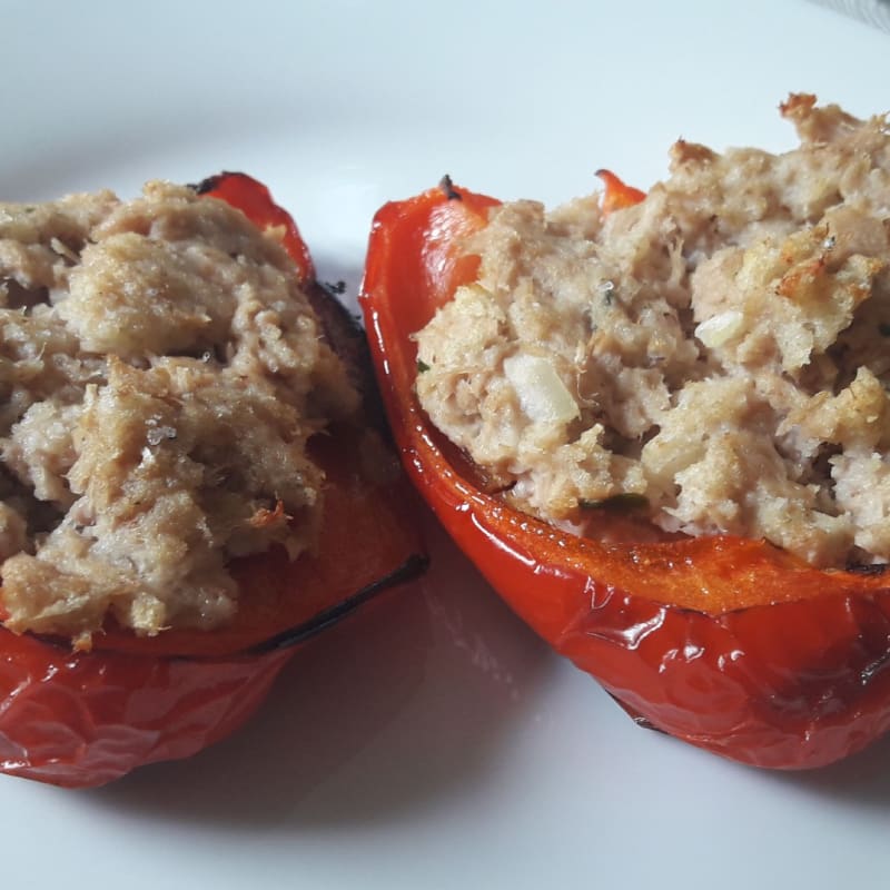 Tuna stuffed pepper