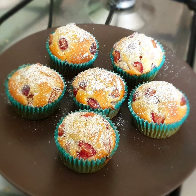 Cherry muffins