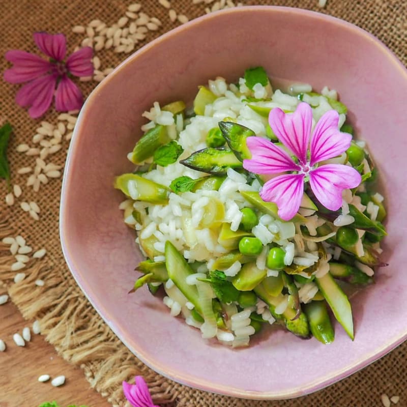 Risotto con espárragos y guisantes