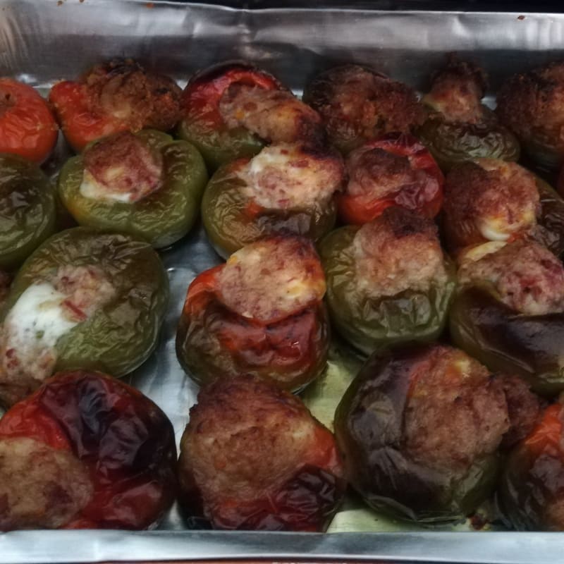 Stuffed round peppers