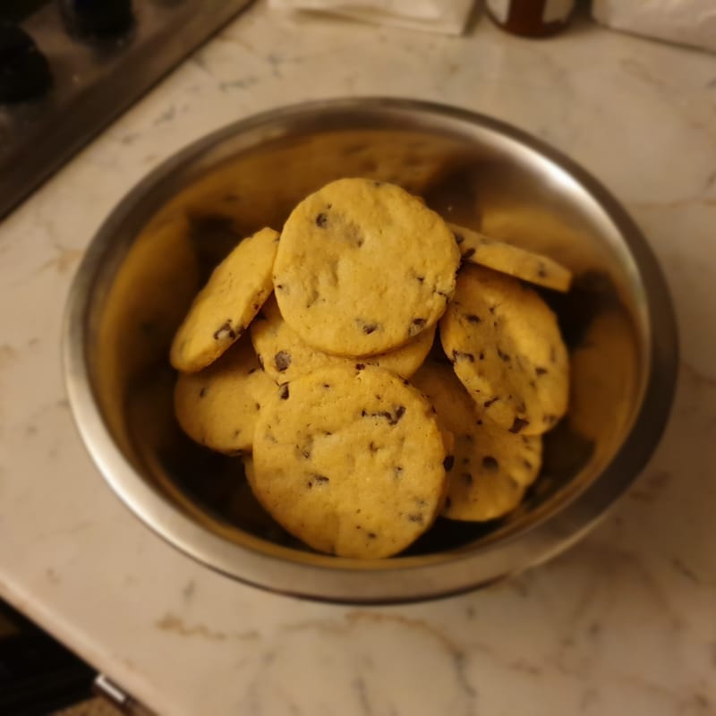 Biscotti con gocce di cioccolato