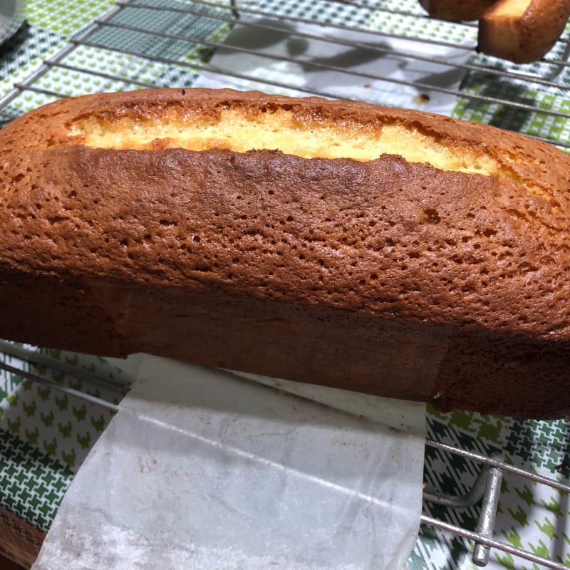 Lemon plumcake