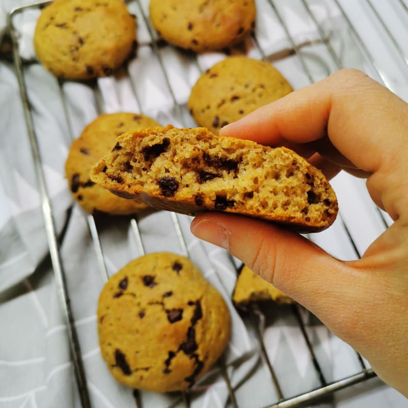 Croissants suaves con chispas de chocolate