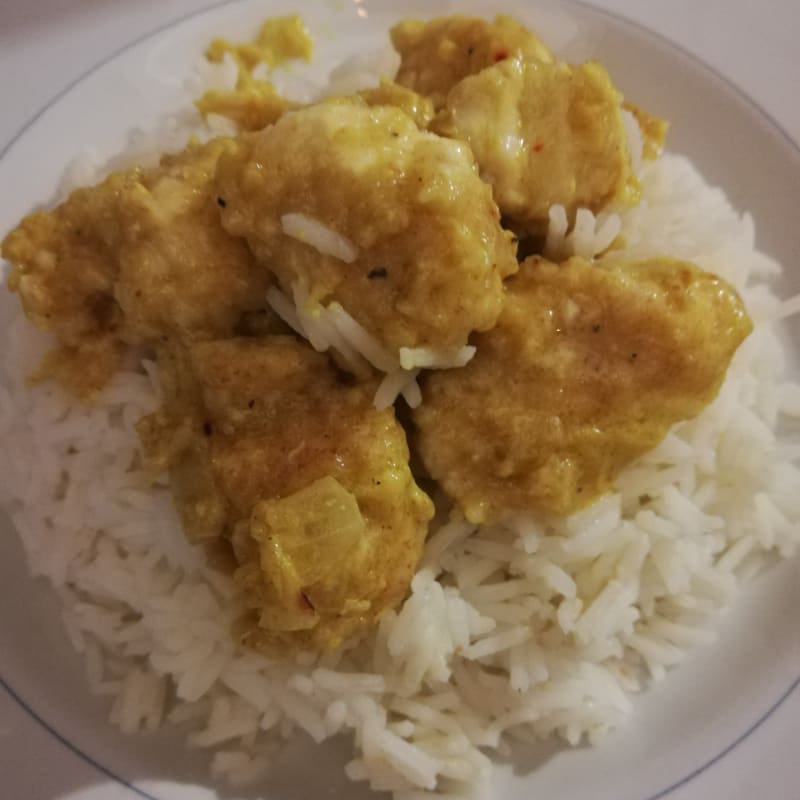 Pollo al curry con riso basmati