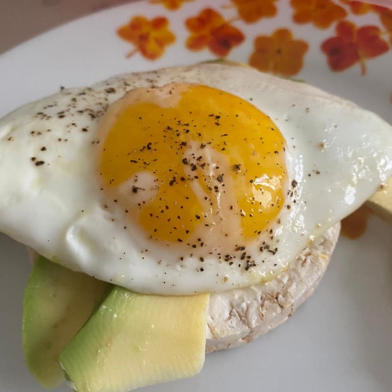 Egg and Avocado on Galletta