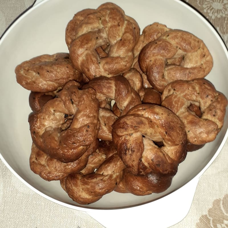 Taralli al vino rosso fatti in casa da madda!