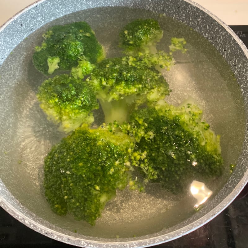 Broccoli in padella con pangrattato