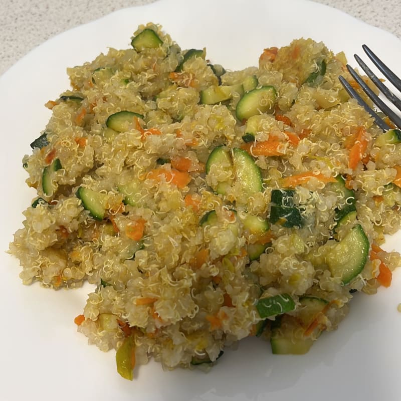 Quinoa in wok con verdure