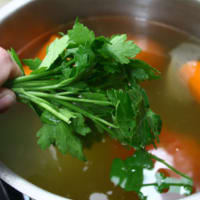 Foto preparazione spicy vegetable broth Foto preparazione spicy vegetable broth