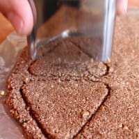 Foto preparazione raw food cookie and chocolate buckwheat grain Foto preparazione raw food cookie and chocolate buckwheat grain