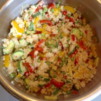 Foto preparazione couscous cake with vegetables Foto preparazione couscous cake with vegetables