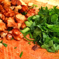 Foto preparazione Egg Pappardelle with porcini mushrooms and nuts Foto preparazione Egg Pappardelle with porcini mushrooms and nuts