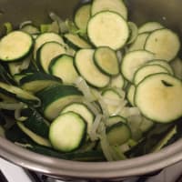 Foto preparazione Quiche lorraine zucchini Foto preparazione Quiche lorraine zucchini