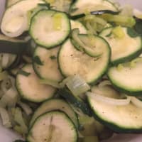 Foto preparazione Quiche lorraine zucchini Foto preparazione Quiche lorraine zucchini