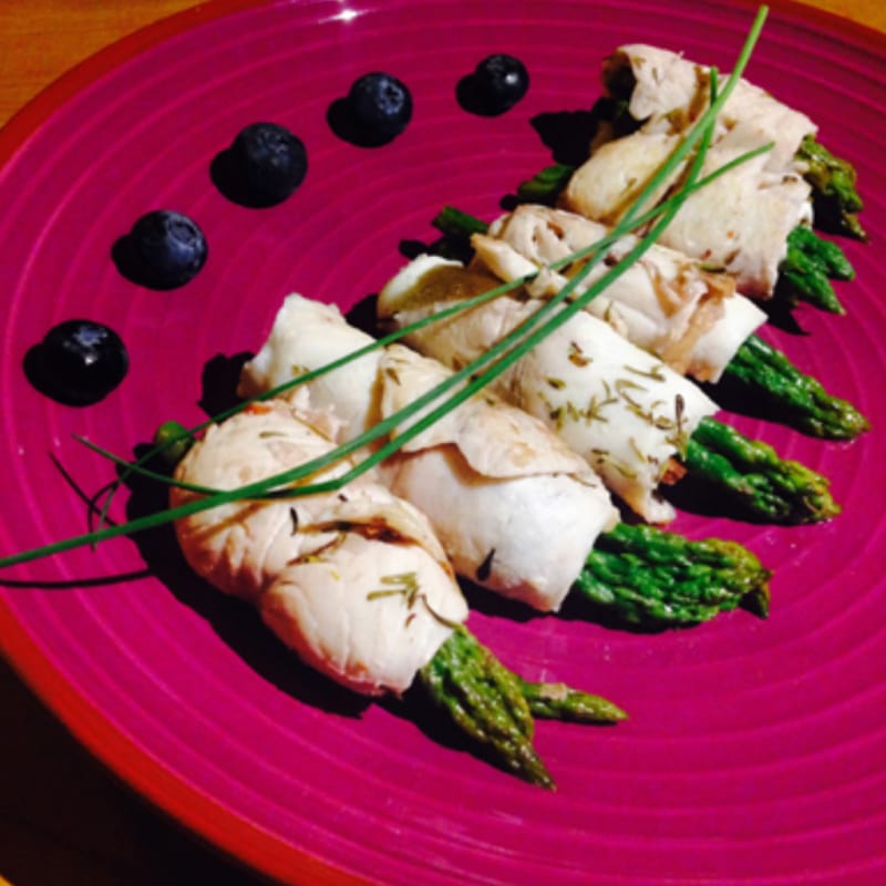 Foto Ricetta Rolls of sea bream and asparagini the grain Foto Ricetta Rolls of sea bream and asparagini the grain